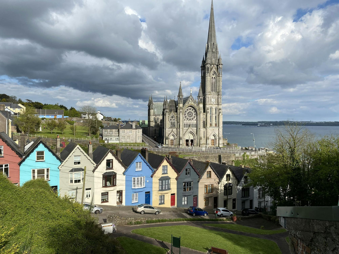 Ireland Travel Guide & Road Trip Itinerary